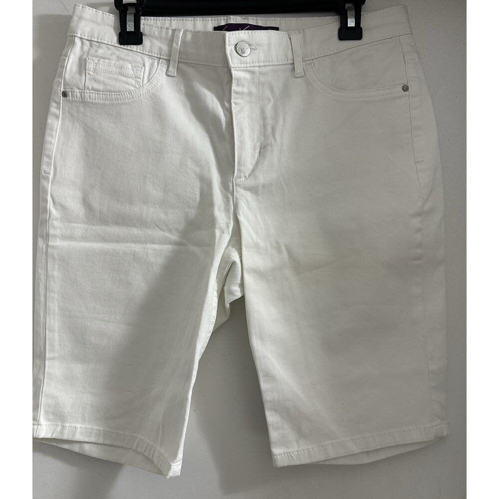 Gloria Vanderbilt Sadie Bermuda White Denim Shorts Cotton Blend Size 10